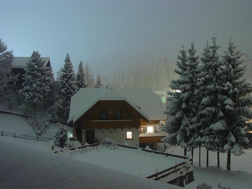 Haralds Ferienwohnungen Bad Kleinkirchheim Habitación foto